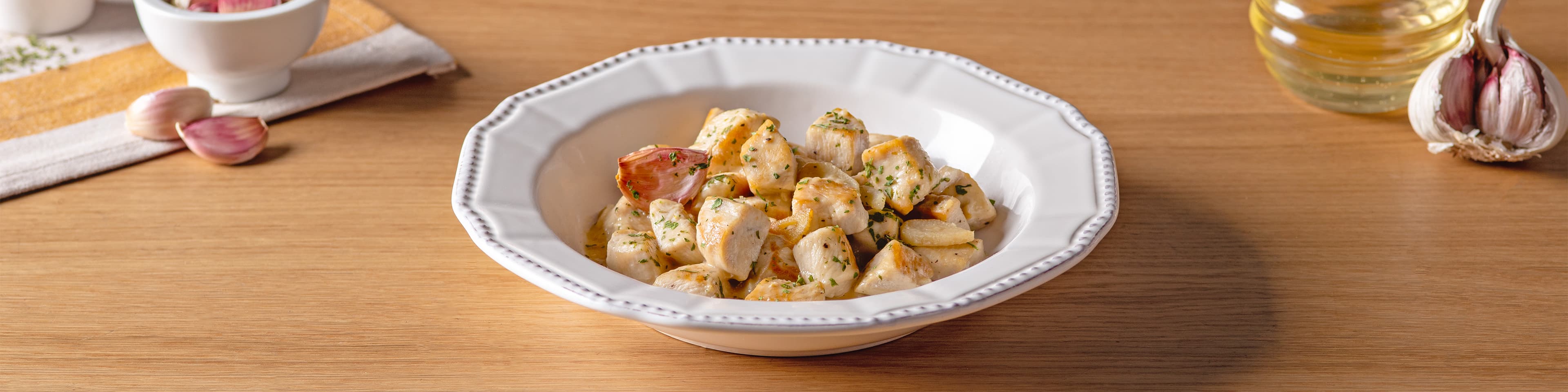 Pollo al ajillo