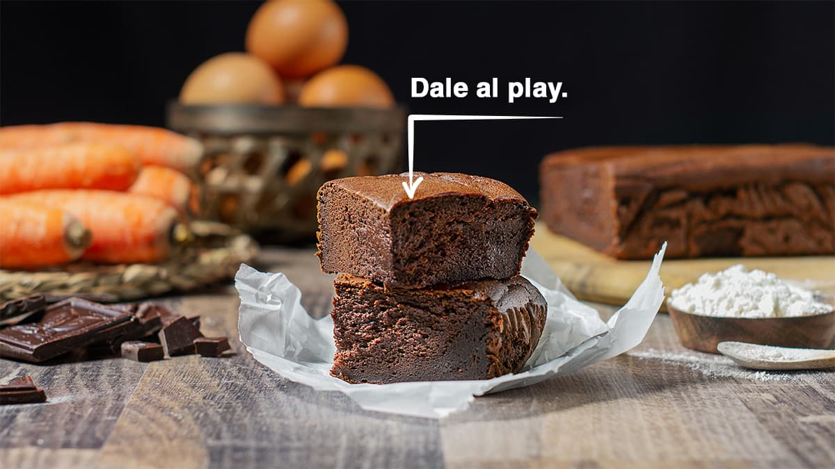 Brownie de zanahoria con bebida de soja