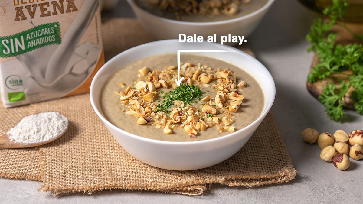Crema de champiñones con bebida de avena