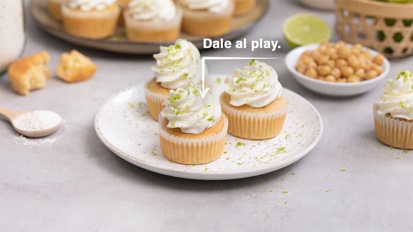 Cupcakes de lima con merengue vegano