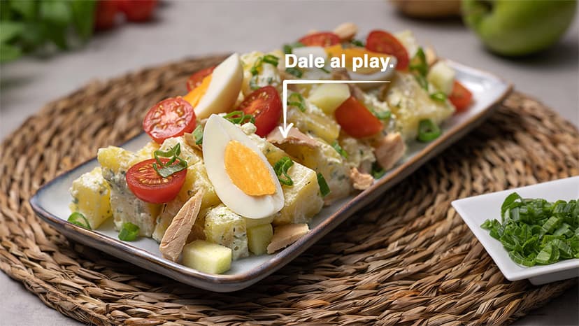 Papas aliñás con manzana y yogur