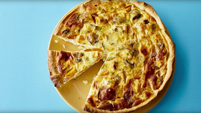 Quiche de verduras con salsa de naranja