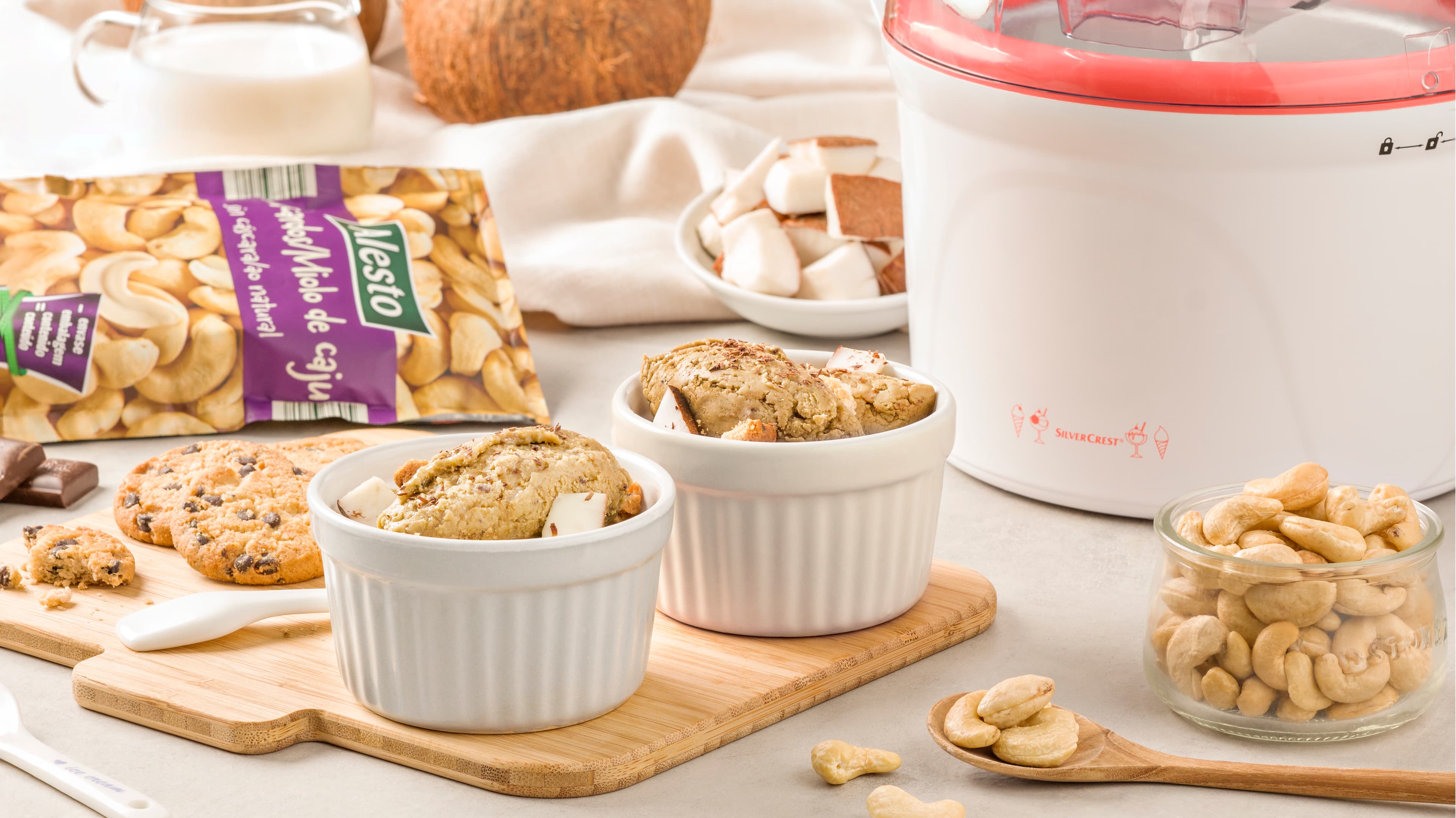 Helado vegano de coco y galleta