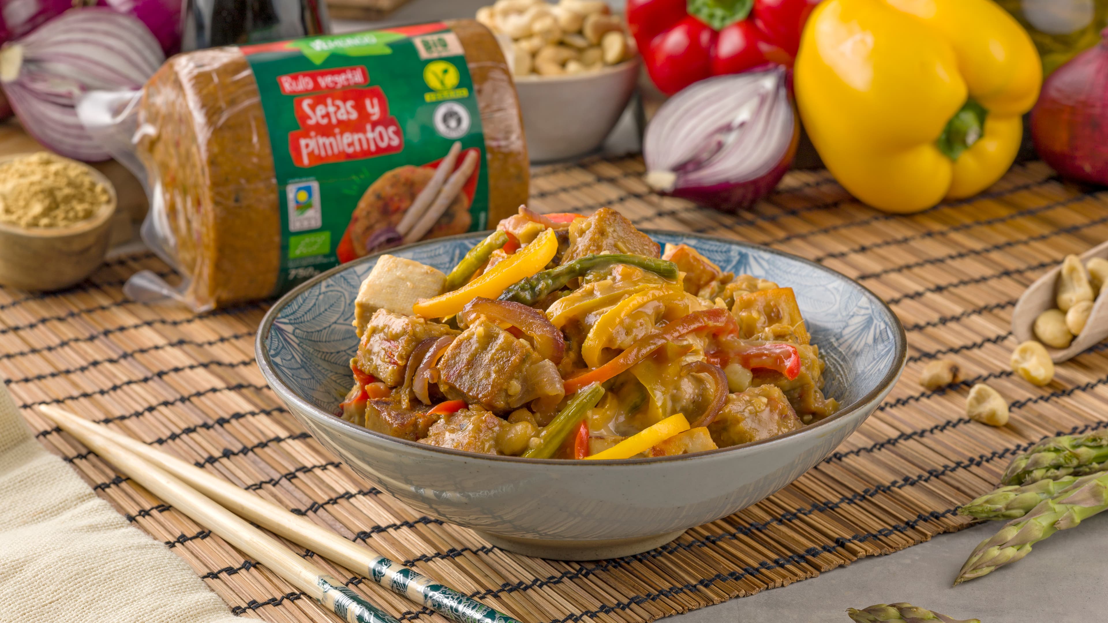 Wok vegetal con salsa de jengibre