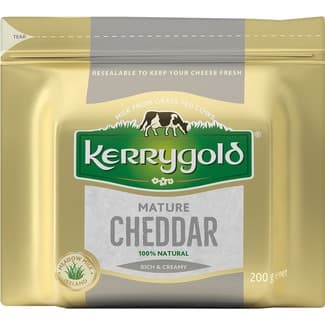 Queso irlandés cheddar de vaca curado elaborado con leche pasteurizada envase 200 g más de 12 meses de curación - Kerrygold