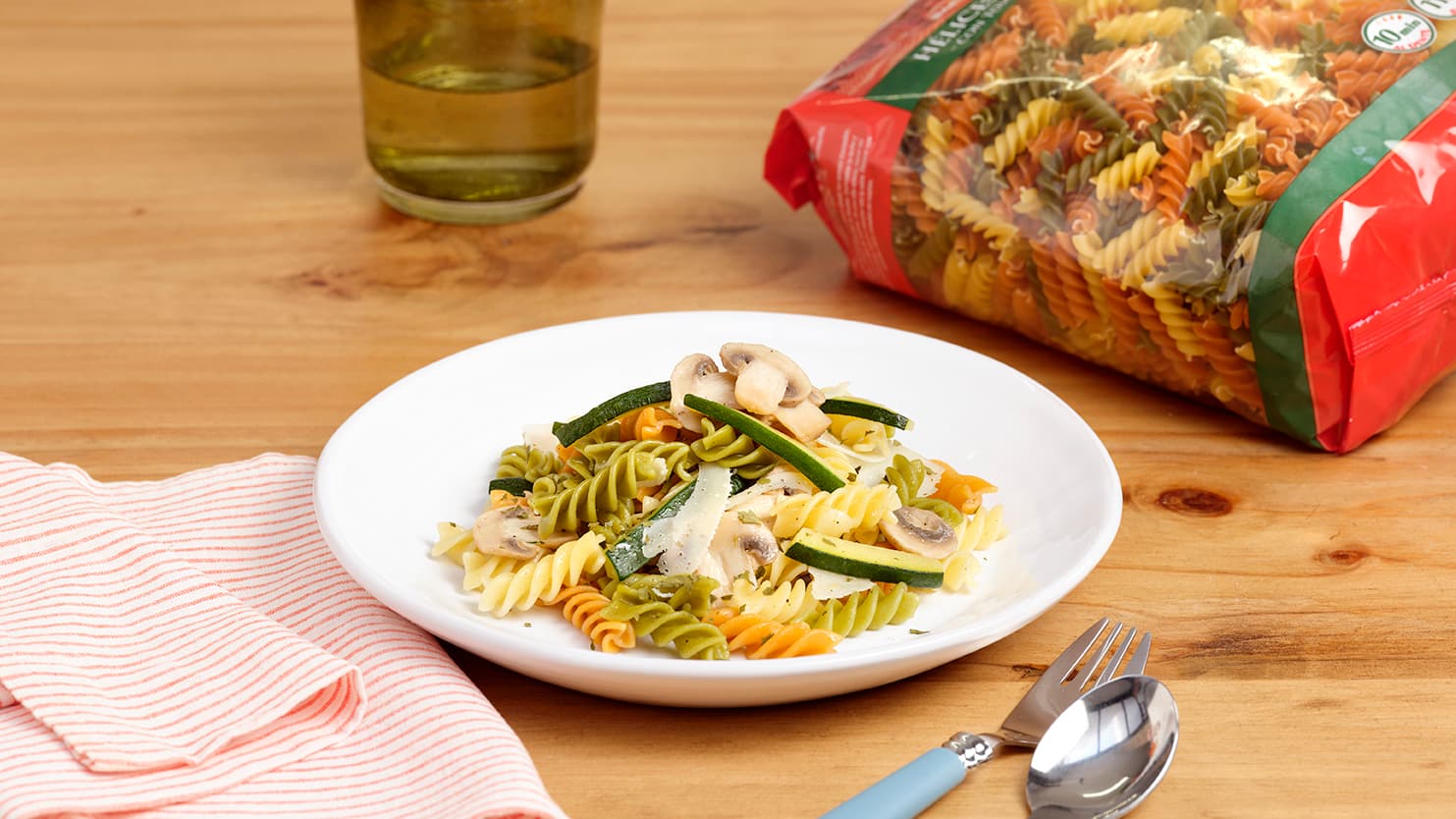 Hélices con champiñones