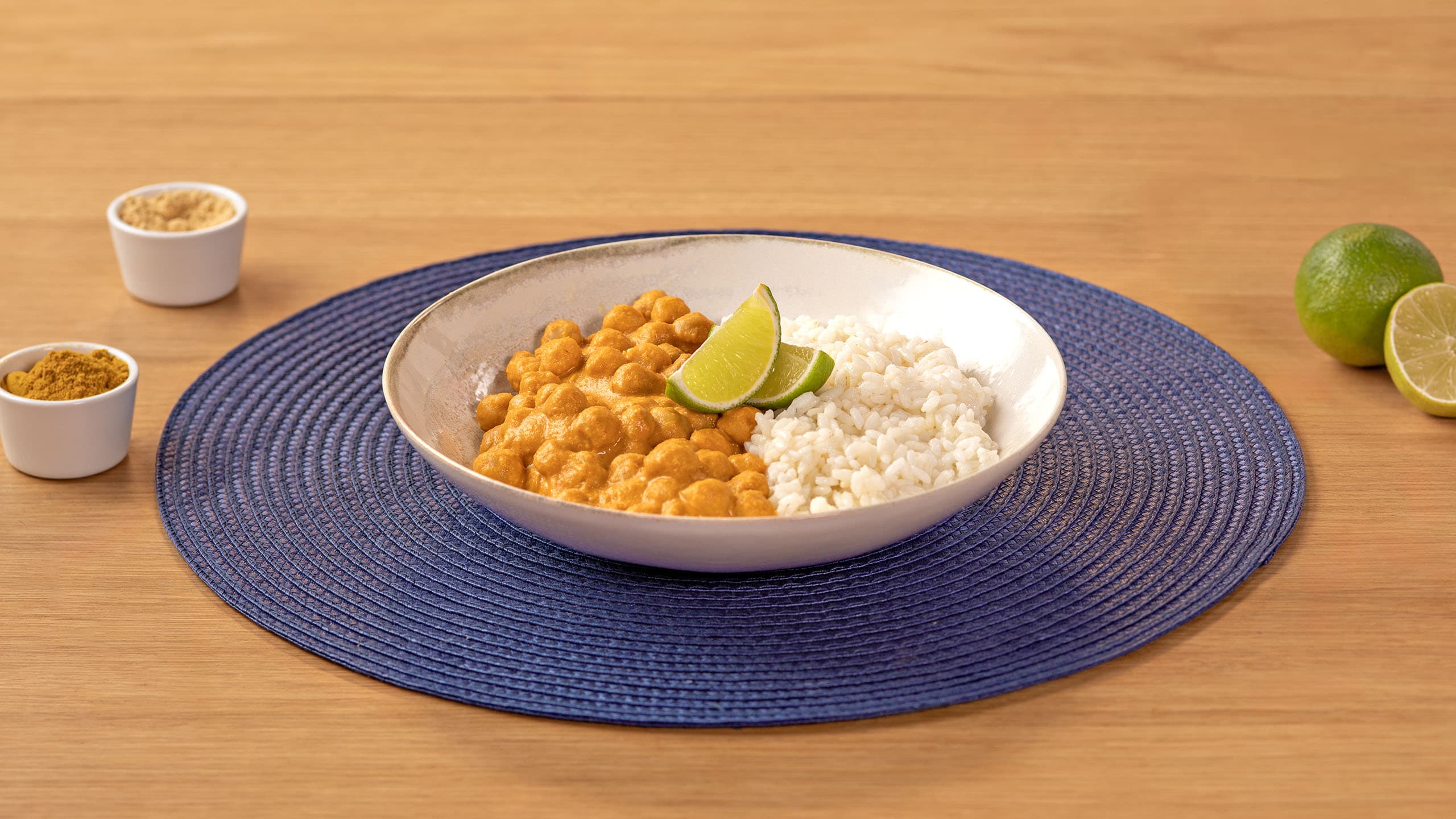 Curry de garbanzos y arroz