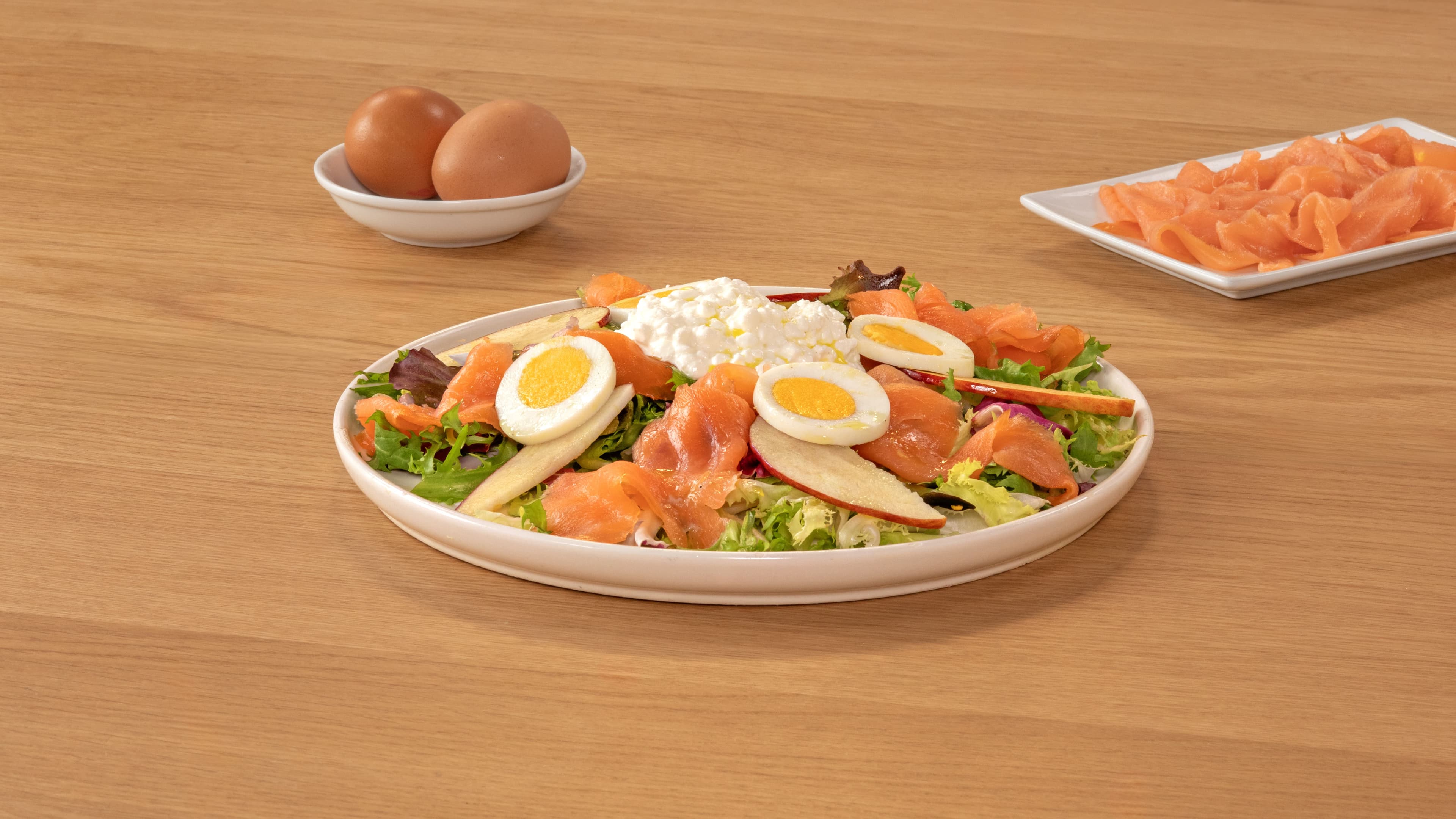 Ensalada de salmón ahumado