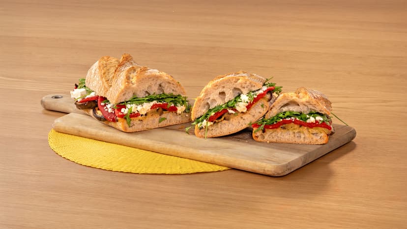 Bocadillo de berenjena a la plancha