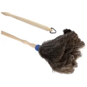 ROZENBAL Plumero atrapapolvo de avestruz con mango corto.