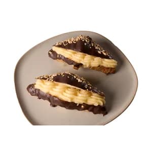 Croissant negro con crocanti y relleno de crema 2 uds.