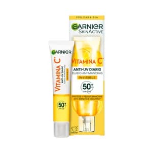 GARNIER Skin active Fluido diario iluminador invisible con vitamina C y FPS 50+ 50 ml.