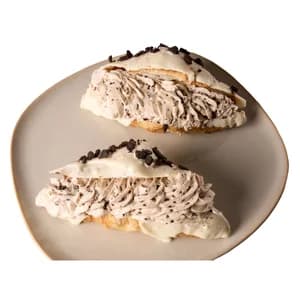 Croissant blanco con crumble de cacao y relleno de cacao 2 uds.