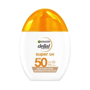 DELIA Super Uv de Garnier Protector solar facial con color y FPS 50 (muy alto) 40 ml.