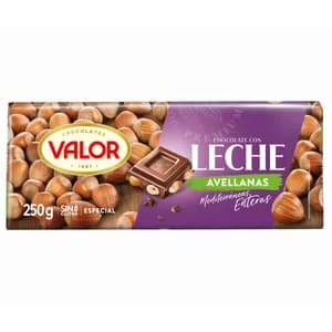 VALOR Chocolate con leche con avellanas enteras 250 g.